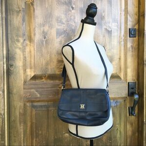 Etienne Aigner Navy blue leather purse 👛